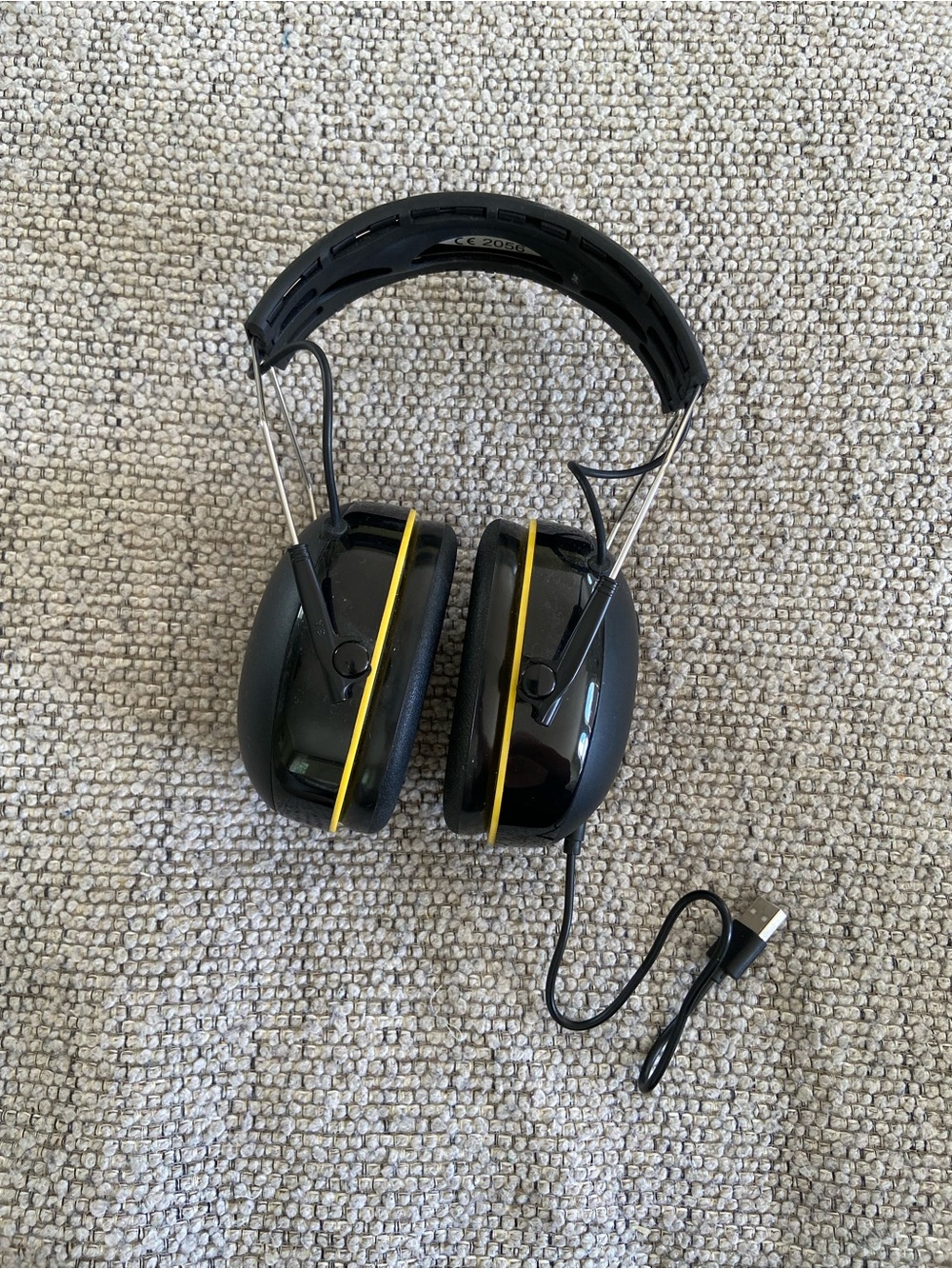3M Bluetooth Headphones